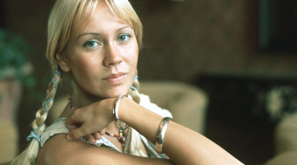 Вокалистка группы ABBA представит сольную песню