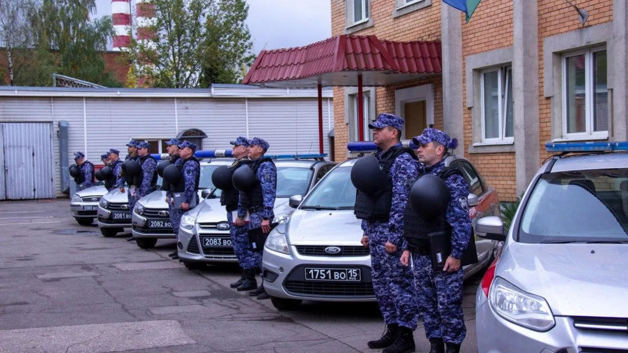 Сотрудники Росгвардии совершили более 2 тысяч выездов по сигналу тревоги за неделю